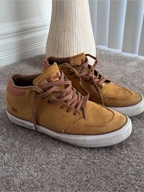Slate Men’s Suede Sneakers in Brown